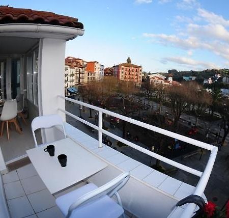 Apartamentos Urdaibai 5 ベルメオ エクステリア 写真